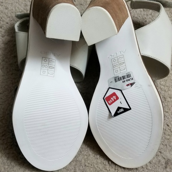 Shoe - Picture 4 of 4